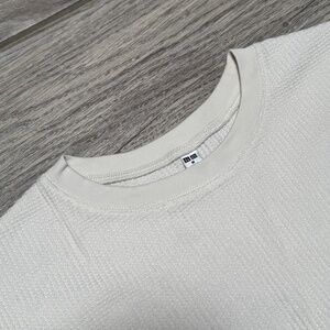 Uniqlo NWOT cream waffle long sleeve women medium shirt